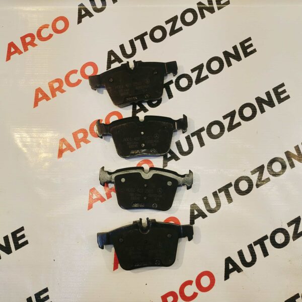 RR BRAKE PAD MERCEDES W205 MERC