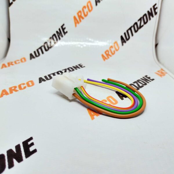 UNIVERSAL 4 PIN WHITE