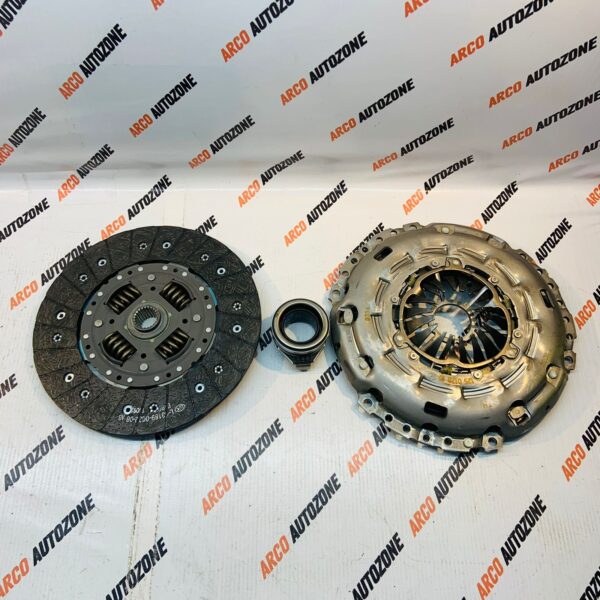 CLUTCH SET ENDEAVOUR T3 3 LTR LUK WT BRG