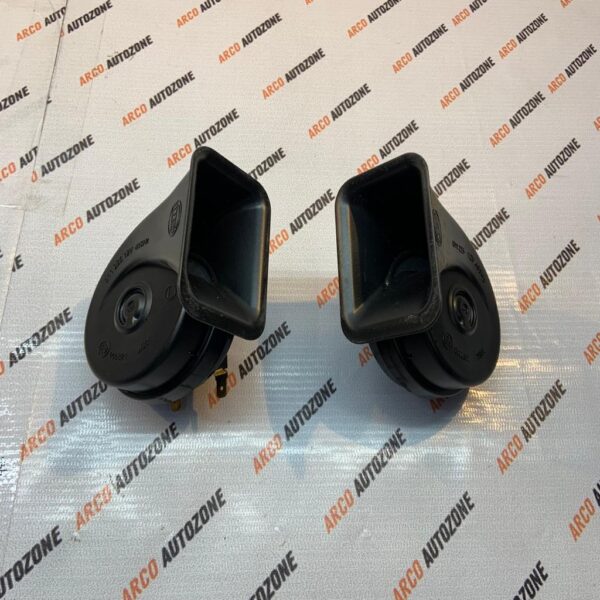 HORN SET MIDNIGHT BLACK TWIN TONE HELLA 011225161