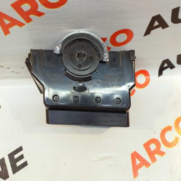 AC VENT SWIFT 12 RH BLK MGP 73630M74L00