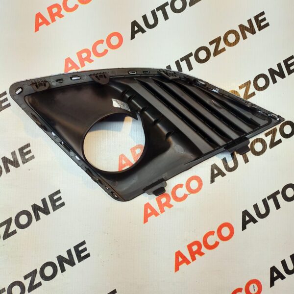 FOG LAMP COVER CRUZE T2 RH ACC GMDCR2FLCR