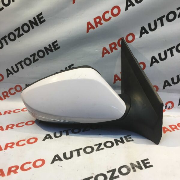 SIDE GLASS VERNA 12 RH 7 WIRE LOT