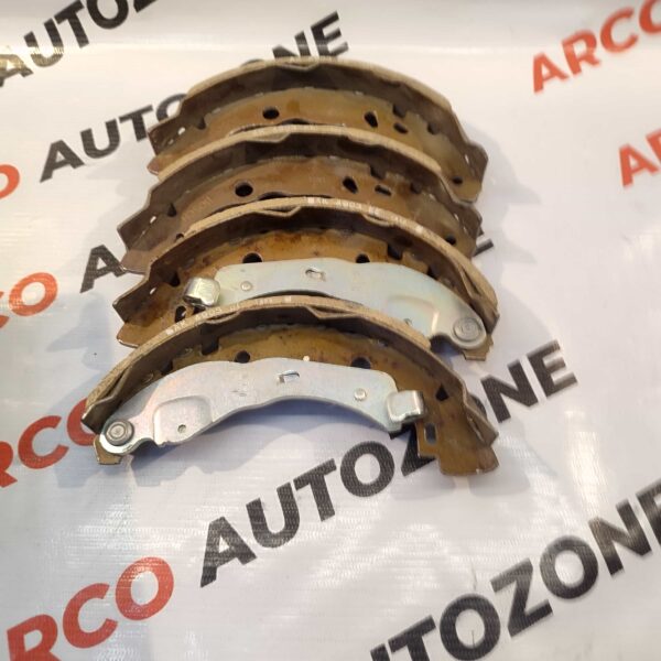 BRAKE SHOE SET LOGAN VERITO