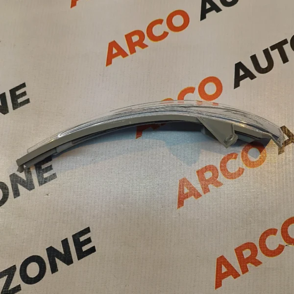 SG INDICATOR MERCEDES W205 CHRM RH