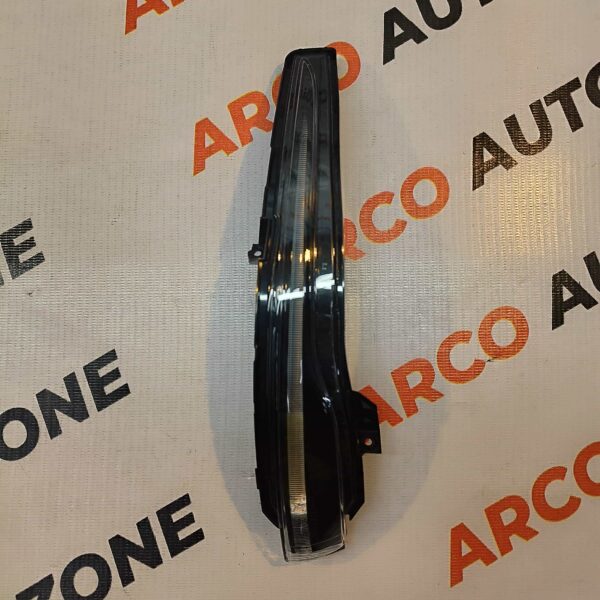 SG INDICATOR MERCEDES W205 BLACK LH