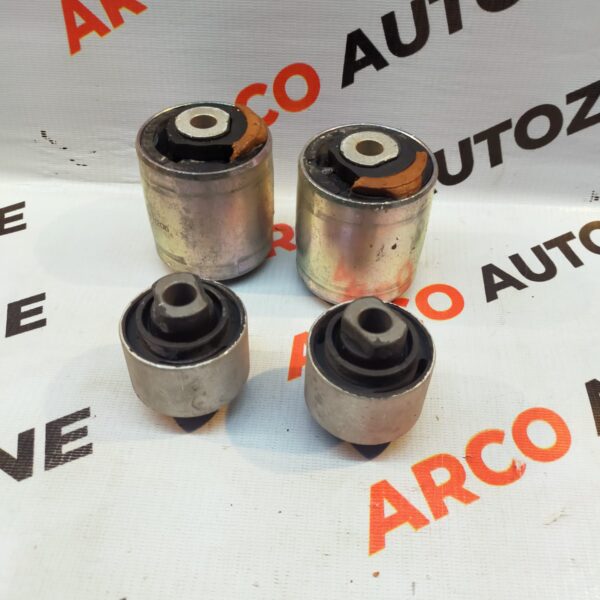 FR BUSH KIT SET OF 4 SUPERB OLD MAPCO 33840 33932