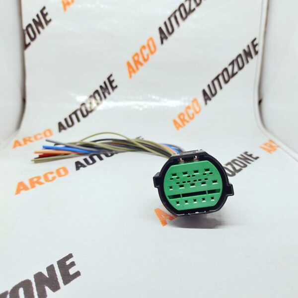 COUPLER CRETA VENUE HEADLIGHT FEMALE GREEN