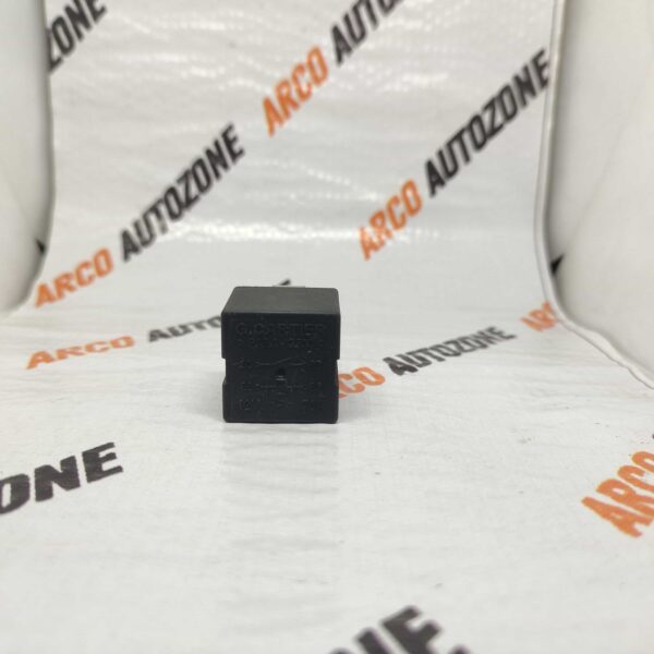 RELAY MICRO 4 PIN 2 LEG BIG 2 SMALL