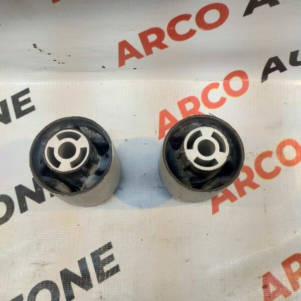 RR DEAD AXEL BUSH LAURA Q3 JETTA OSSCA 1K0505541D