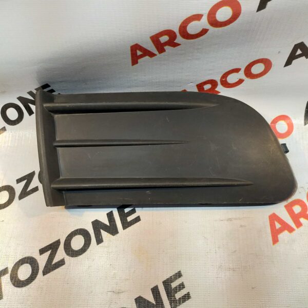 FOG LAMP COVER LAURA RH VW 1Z0807367B41