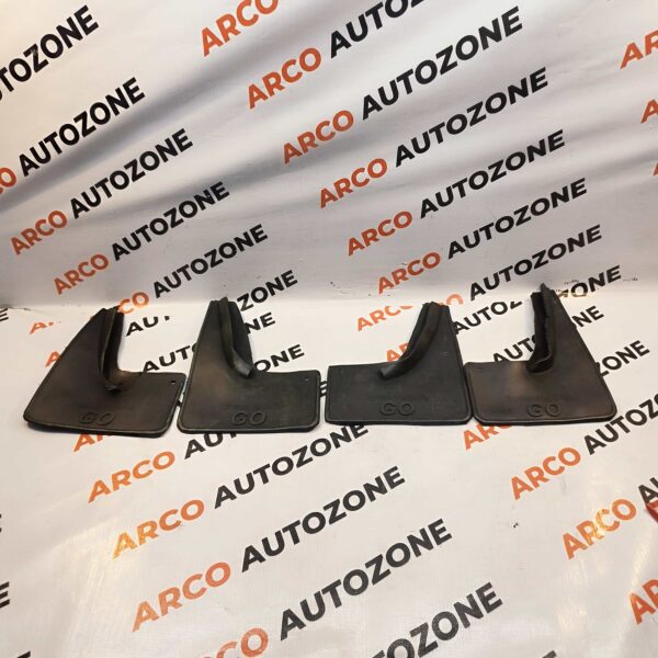MUD FLAP DATSUN GO RUBBER