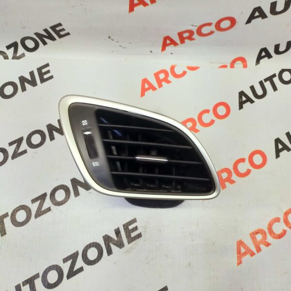 AC VENT BALENO LH SILVER MGP 73640M68P00HTV