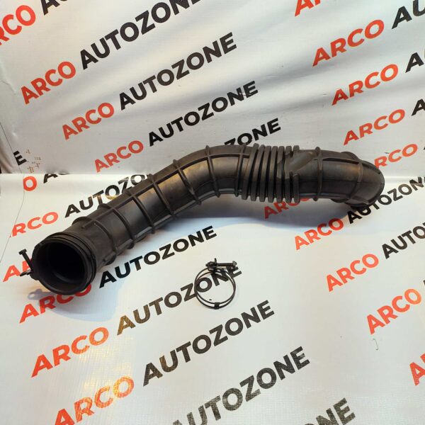 AIR CLEANER HOSE I20 T1 T2 DSL HYU 281401J410