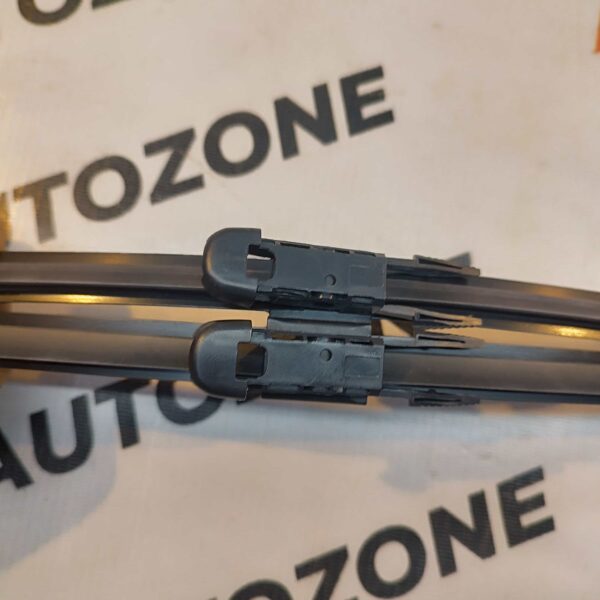 WIPER BLADE FREELANDER TOP LOCK 24 19 GE
