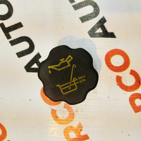 ENGINE OIL CAP IKON