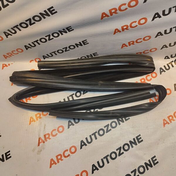 RUN CHANNEL RBR SET SCORPIO RR LH RH ALP