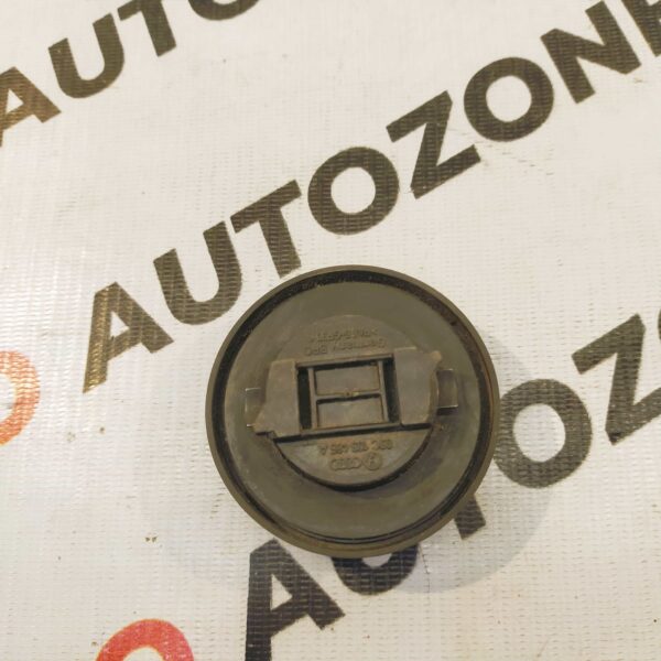 ENGINE OIL CAP POLO VENTO RAPID PTL VW 03C103485A
