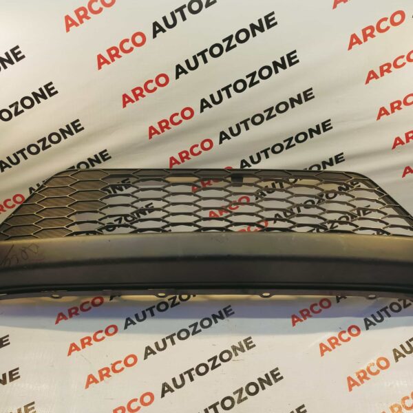 LOWER GRILL JAZZ T3 HONDA 71102T5SK00