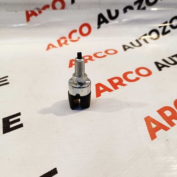 BRAKE SWITCH SAFARI ZEST BOLT TIAGO INDIGO NANO SUMO MINDA