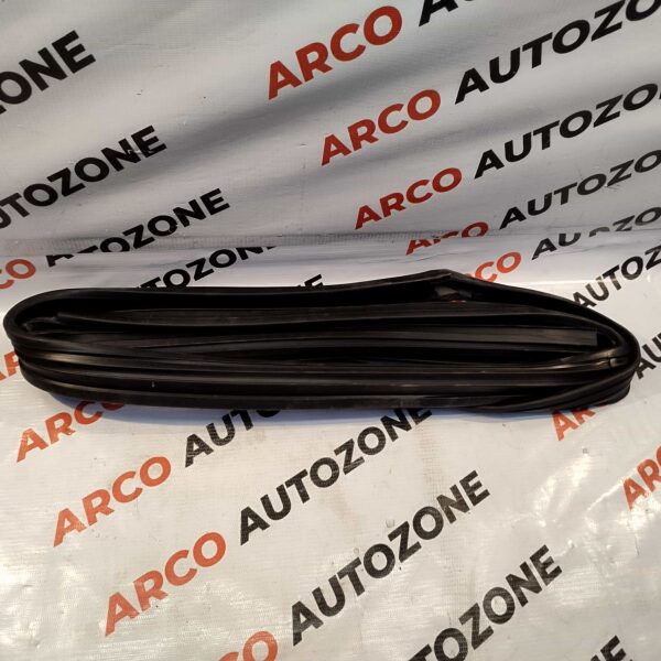RUN CHANNEL RUBBER XYLO FR RH