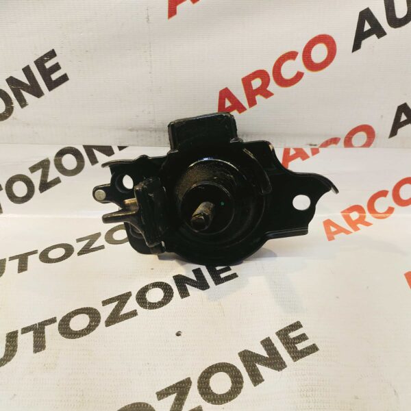 ENGINE MTG CITY T3 ZX HYD RH SEDAN SHC3T1001