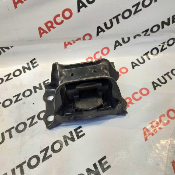 ENGINE MTG PULSE SCALA HYD WO BKT NISSAN 112101HS0A