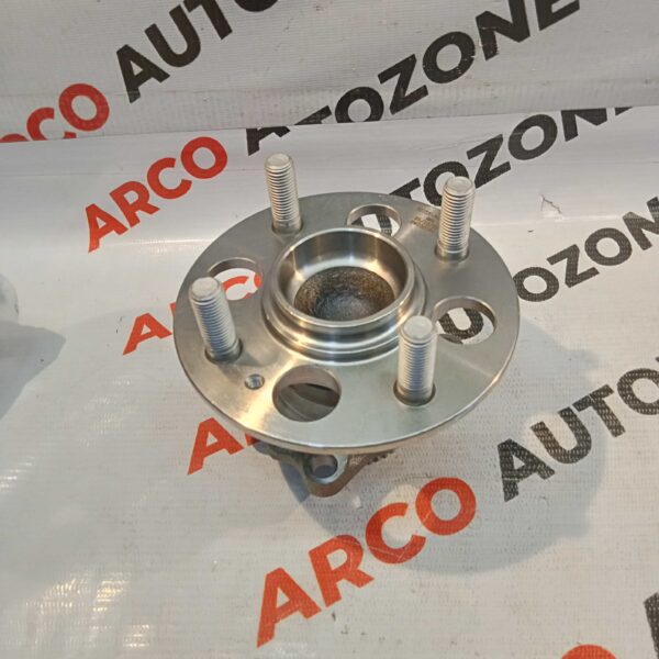 RR WHEEL HUB VERNA 12 ELITE ABS IMB RWD3018A 527504L100