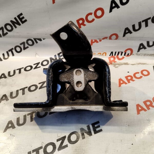 ENGINE MTG LH GRAND XCENT PTL HYU 21810B4000