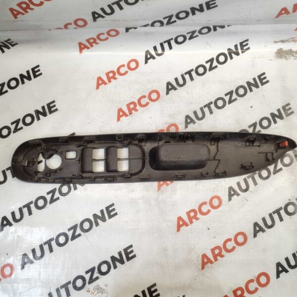 PW SWITCH PANNEL AMAZE BRIO USED