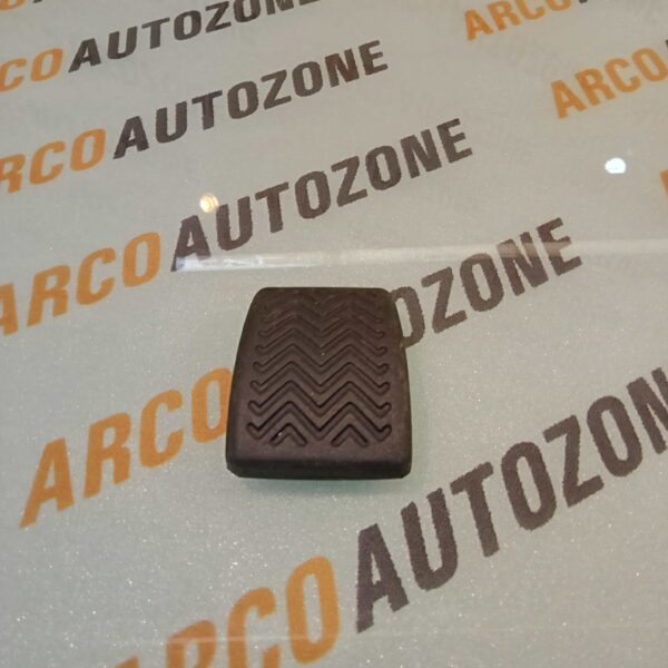 CLUTCH PADDLE RUBBER ETIOS 3824