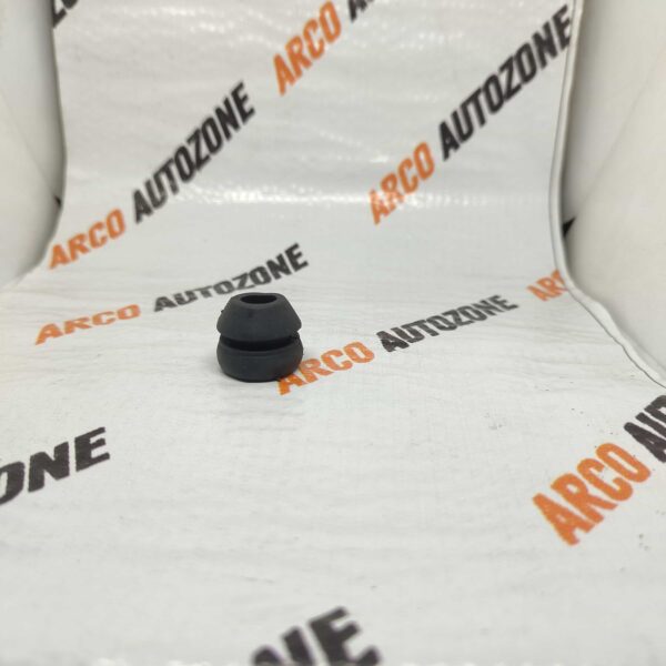 ENGINE COVER RUBBER XUV500 4175