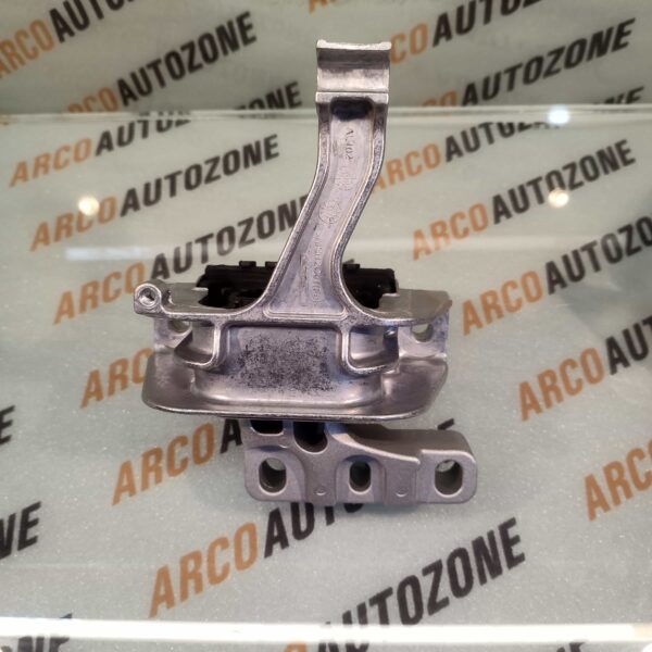 ENGINE MTG RH OCTAVIA NM SUPERB 3RD GEN A3 NON AUTO VIKA 5Q0199262BE