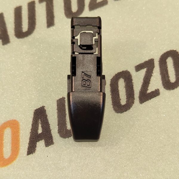 WIPER ADAPTOR M12