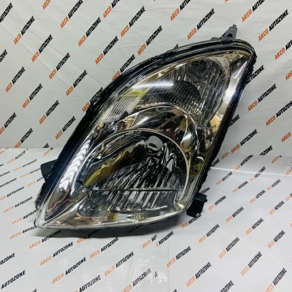 HEAD LIGHT SWIFT T1 LH LUMAX 039HLASWL