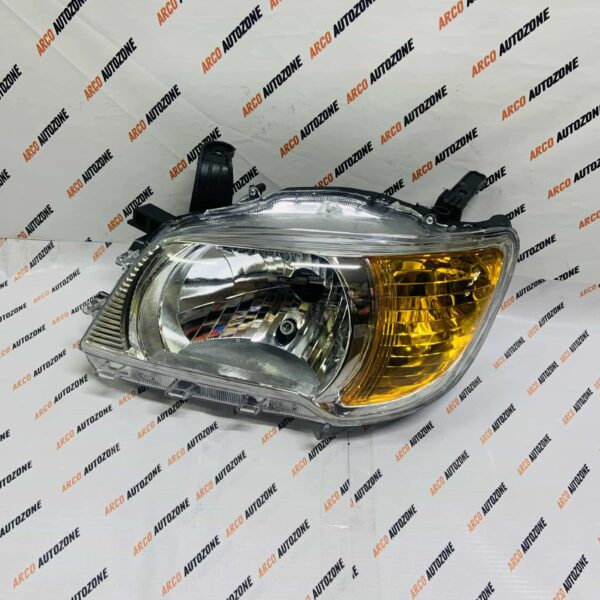 HEAD LIGHT ALTO K10 T1 LH LUMAX 028HLAKDWML