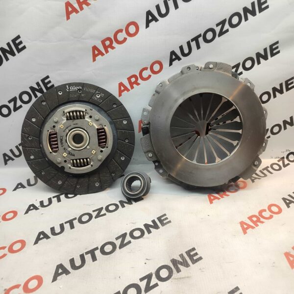 CLUTCH SET LOGAN DSL VALEO 161400