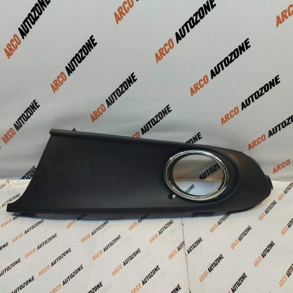 FOG LAMP CVR VENTO T1 CRM HOLE LH ACC VWDVNFLCL VW004104LHC