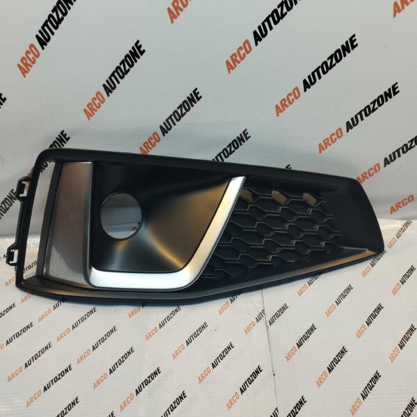 FOG LAMP CVR AUDI A4 NEW RH 8WD807682J