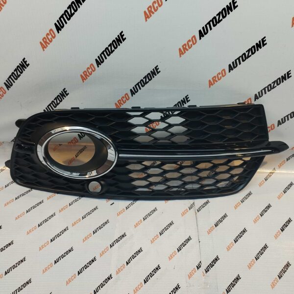 FOG LAMP CVR AUDI Q5 RH SLINE N 8R0807682