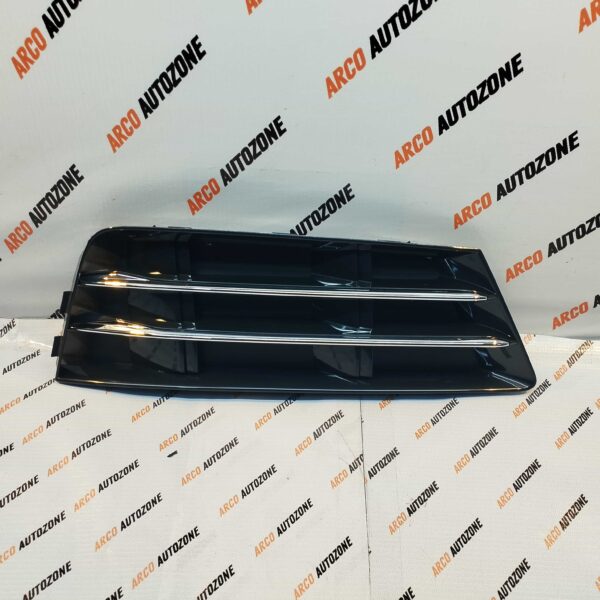 FOG LAMP CVR AUDI A4 NEW RH RN5