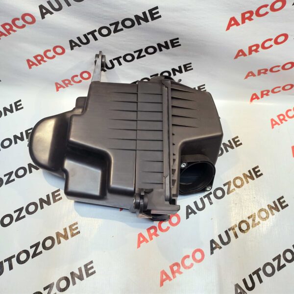 AIR FILTER BODY I 20 T 2 O E 281101J200