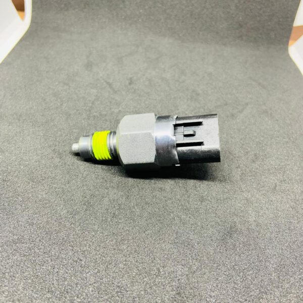 REV LIGHT SWITCH VERNA FLUDIC 9386039012