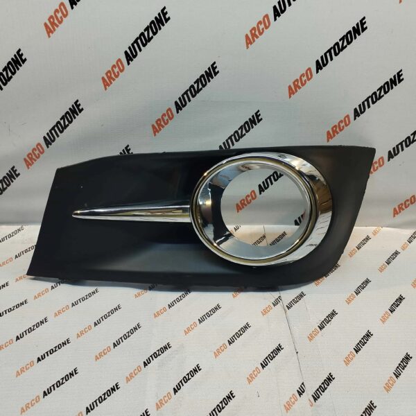 FOG LAMP CVR FORTUNER T2 LH CRM