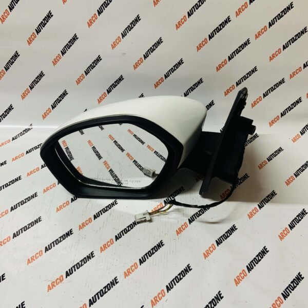 SIDE GLASS TIAGO 5 WIRE LH LOT