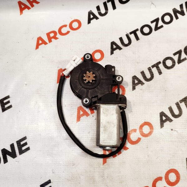 PW MOTOR ALTO FR RH TAVERA FR LH IMP 83401M79G50