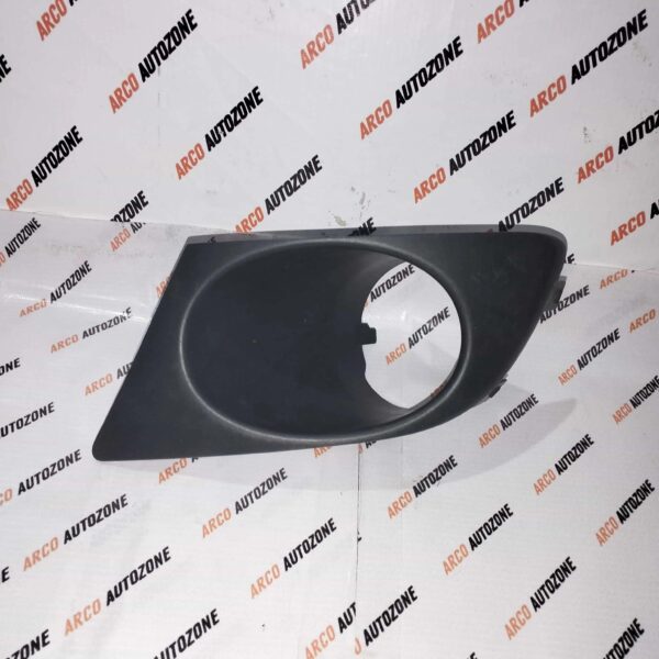 FOG LAMP CVR SX4 LH OE