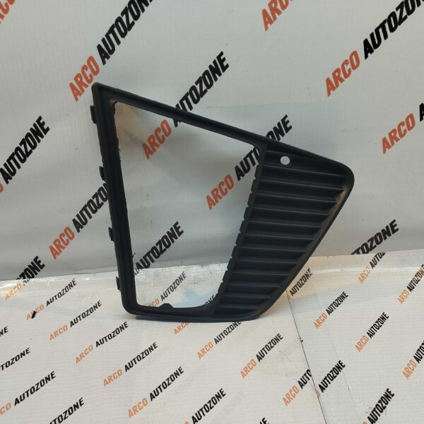 FOG LAMP CVR CRETA T1 HOLE RH HYU 86528A0000