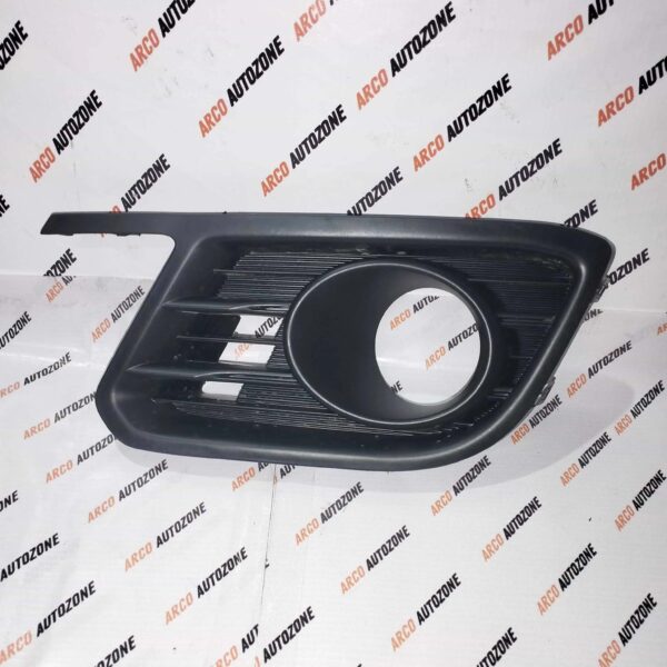 FOG LAMP CVR CIAZ T1 LH MGP 71761M79M10