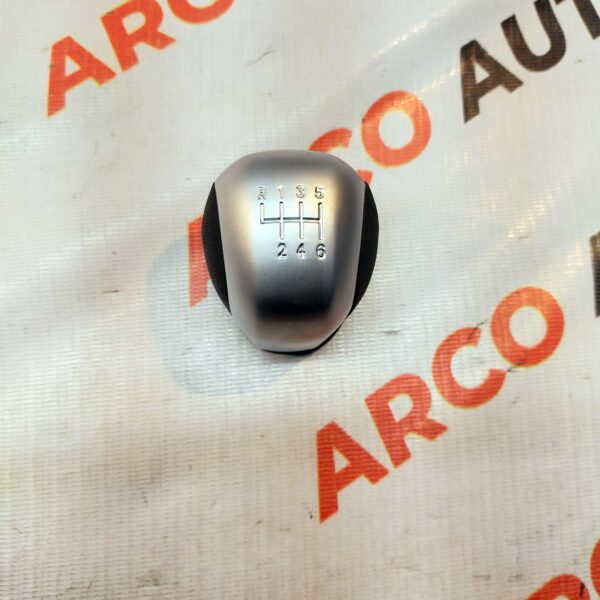 GEAR NOB XUV500 BLACK SILVER